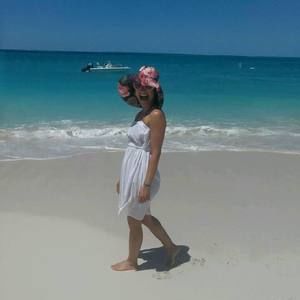 Meet your Posher, Naomi